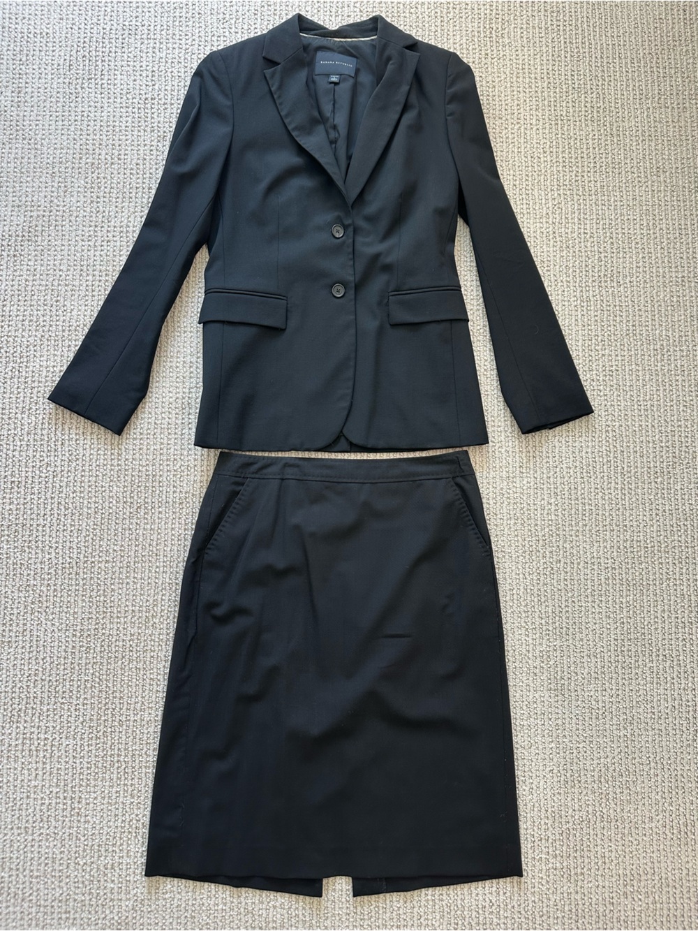 Banana Republic Black Women's stretch wool Skirt Suit
